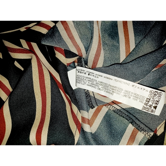 Zara Black Striped V-Neck Long Sleeve True Wrap Blouse - Picture 13 of 16